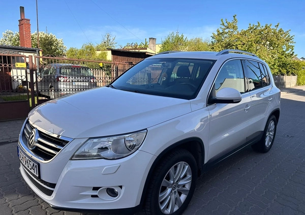 Volkswagen Tiguan cena 32900 przebieg: 135838, rok produkcji 2008 z Czersk małe 191